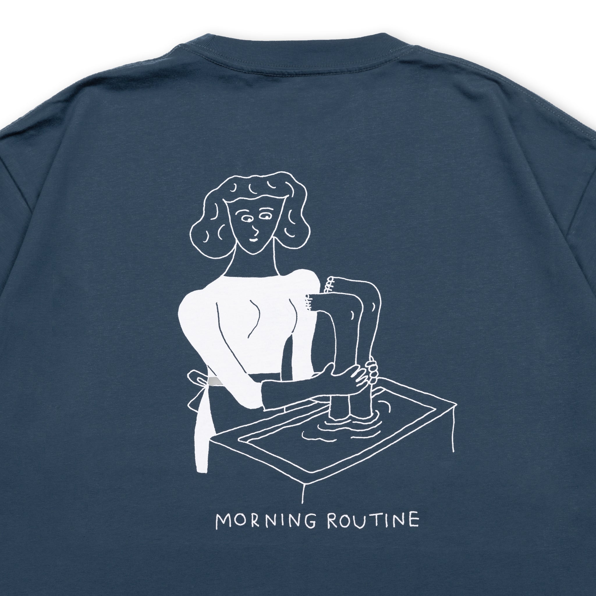 MORNING ROUTINE Tシャツ
